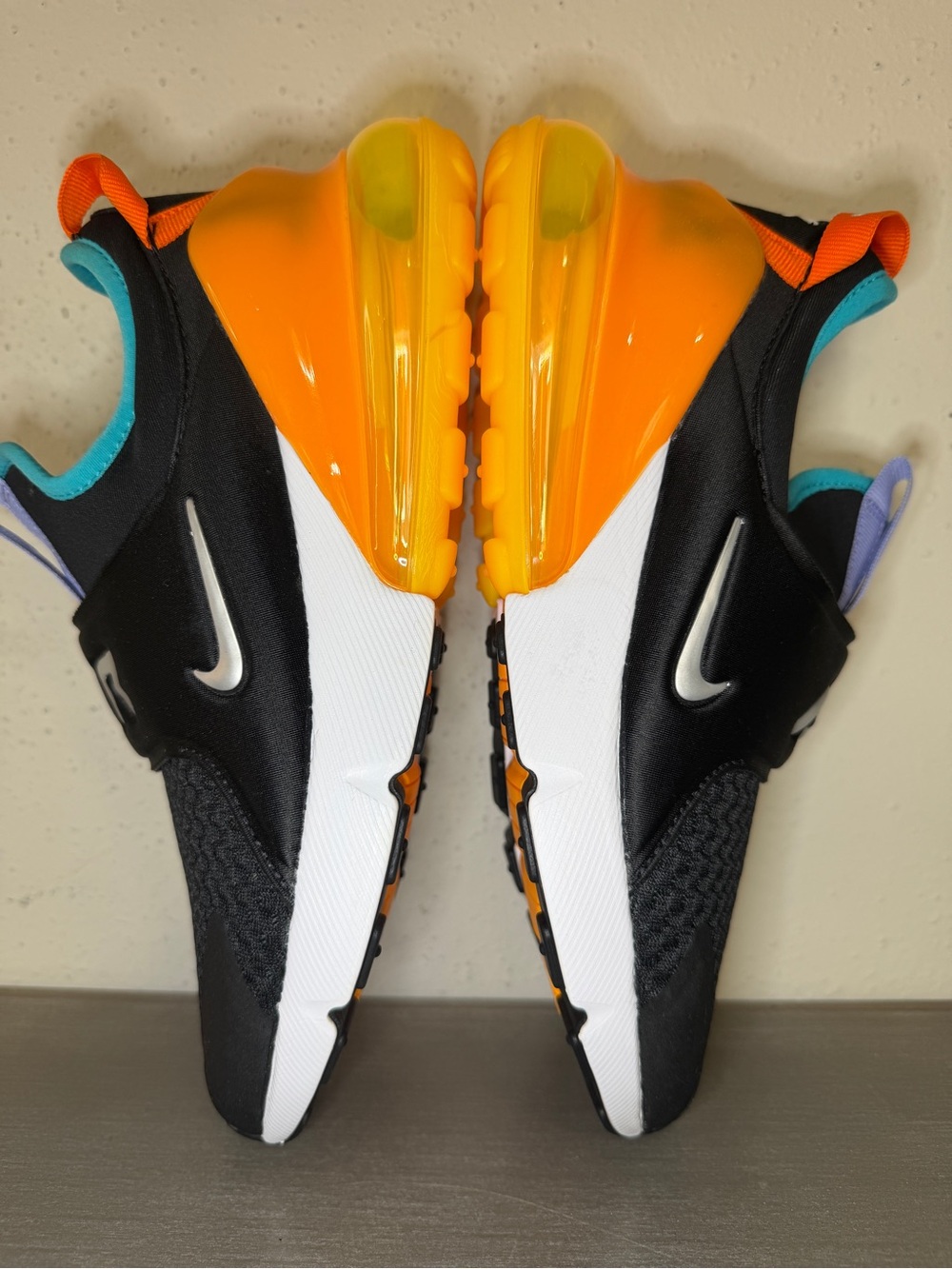 Nike Air Max 270 Extreme Black Laser Orange GS Youth Size 6.5Y Running Shoes - Picture 6 of 10